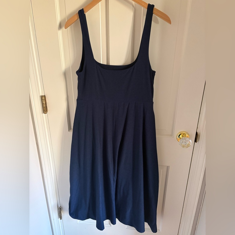 Beyond Yoga Featherweight At The Ready Square Neck Midi Dress - Picture 6 of 13